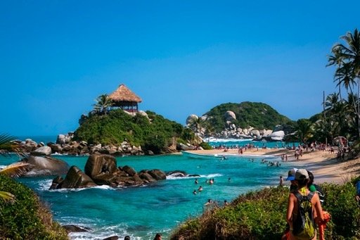 PARQUE TAYRONA / PLAYA CRISTAL