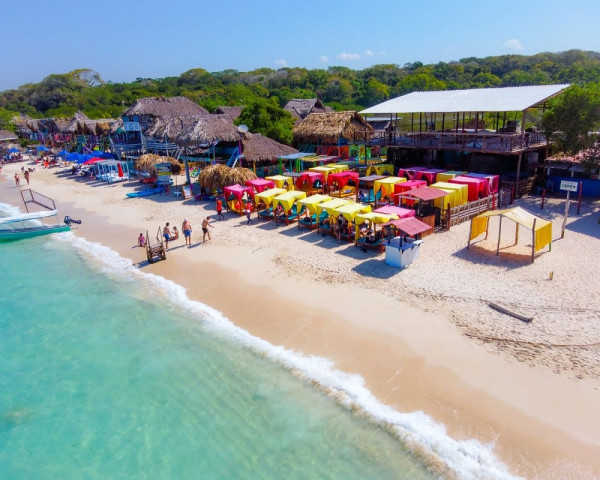 PLAYA TRANQUILA + ISLAS DEL ROSARIO